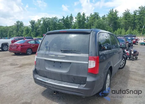 2016 Chrysler Town & Country Touring из США, поврежденный, VIN 2C4RC1BG5GR296275